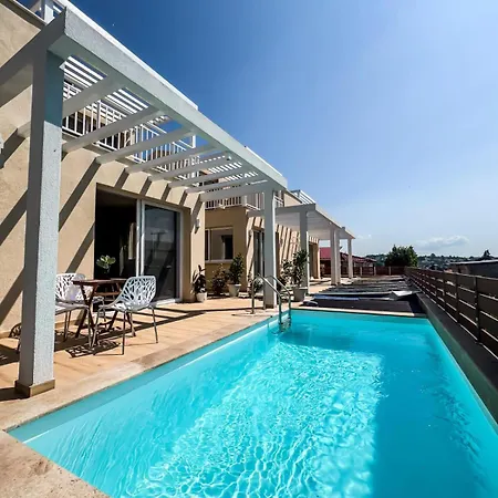 Casa de Férias Seaside Pool By Bookvillaeu *