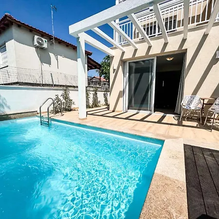 Seaside Pool By Bookvillaeu Casa vacanze